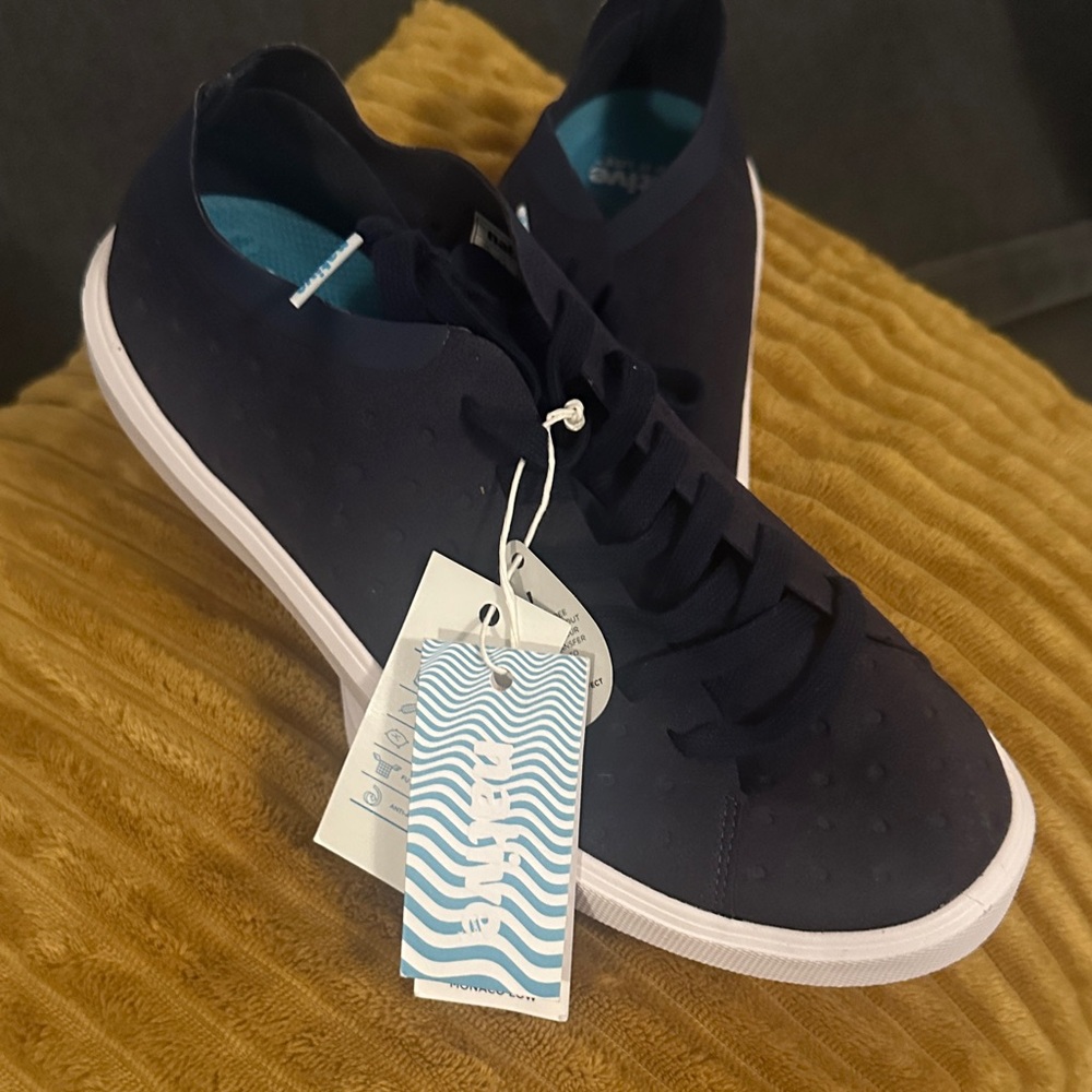 NWTS Native Men's Navy Blue Sneakers